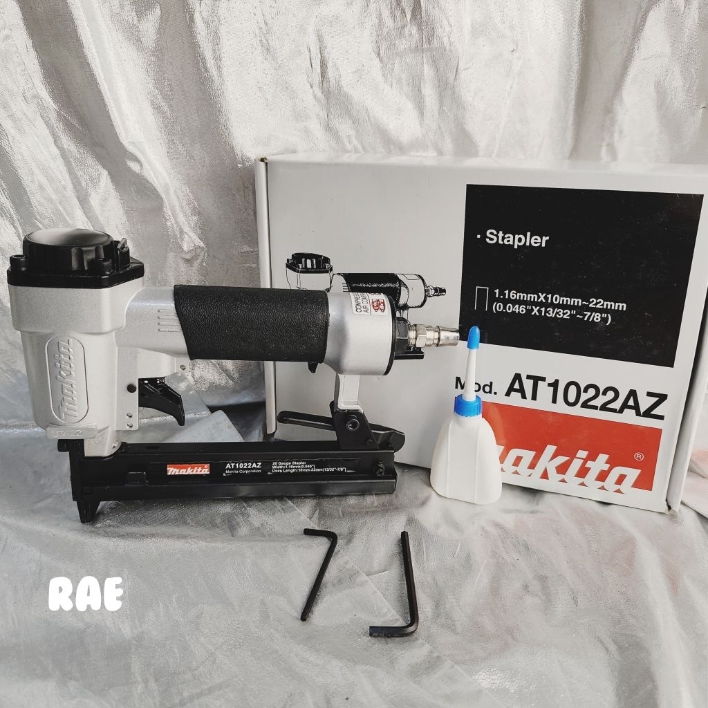 

STAPLER / ALAT PAKU TEMBAK / STAPLES PNEUMATIK AT1022AZ MAKITA