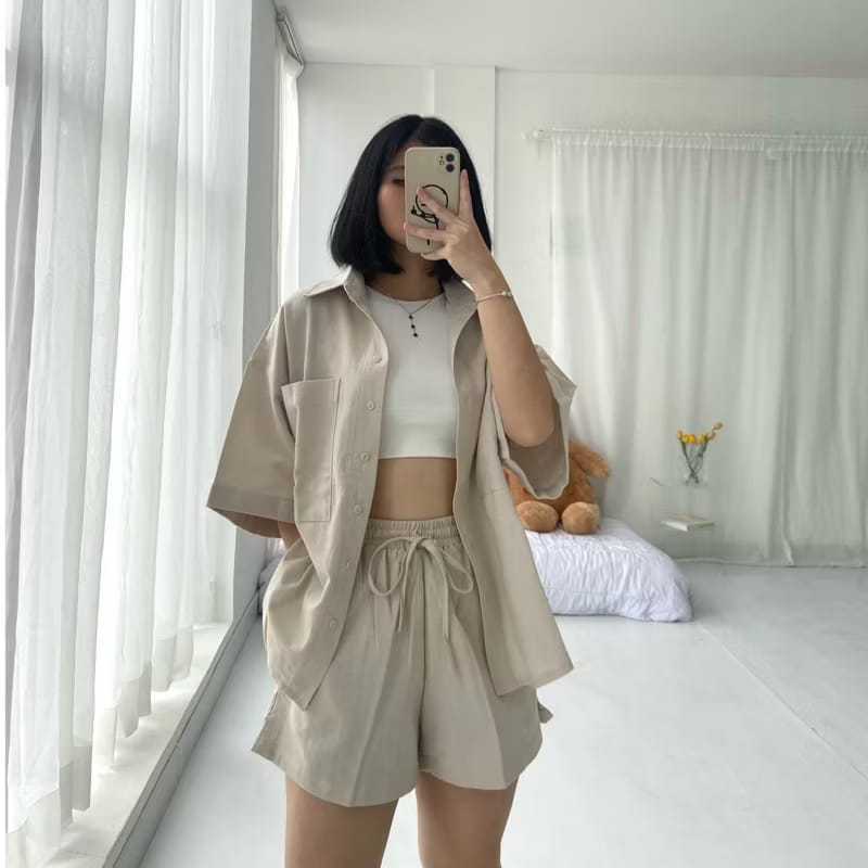 One Set Oversize Kemeja Linen Wanita Celana Pendek