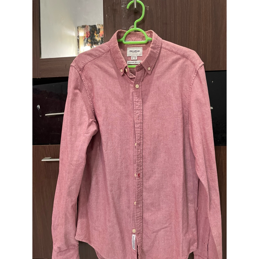 PRELOVED KEMEJA PULL AND BEAR