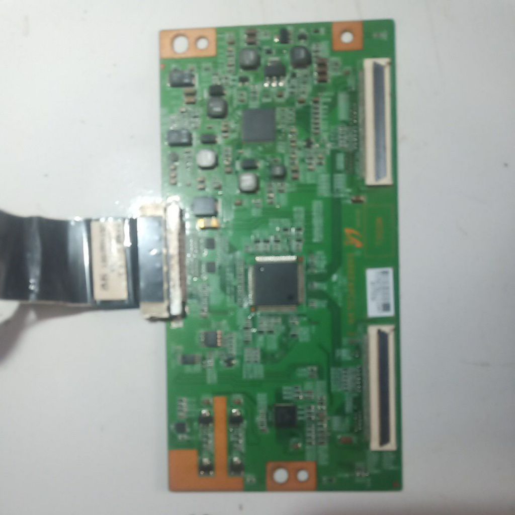 tcikon samsung 32 in tipe LA32D550