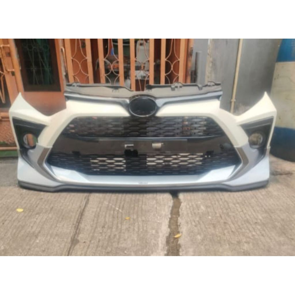 Bemper depan Toyota agya Komplit bodykit
