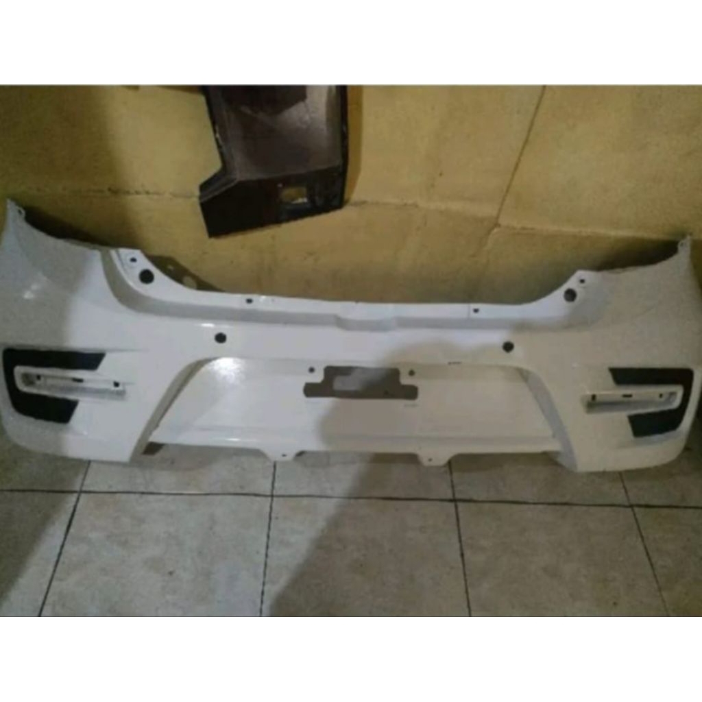 Bemper belakang toyota agya