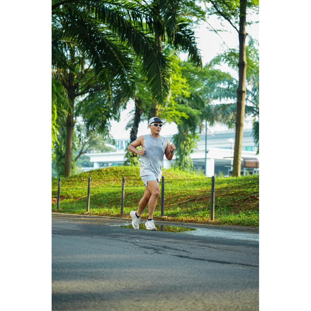 Kacamata Lari (Oakley looklike)