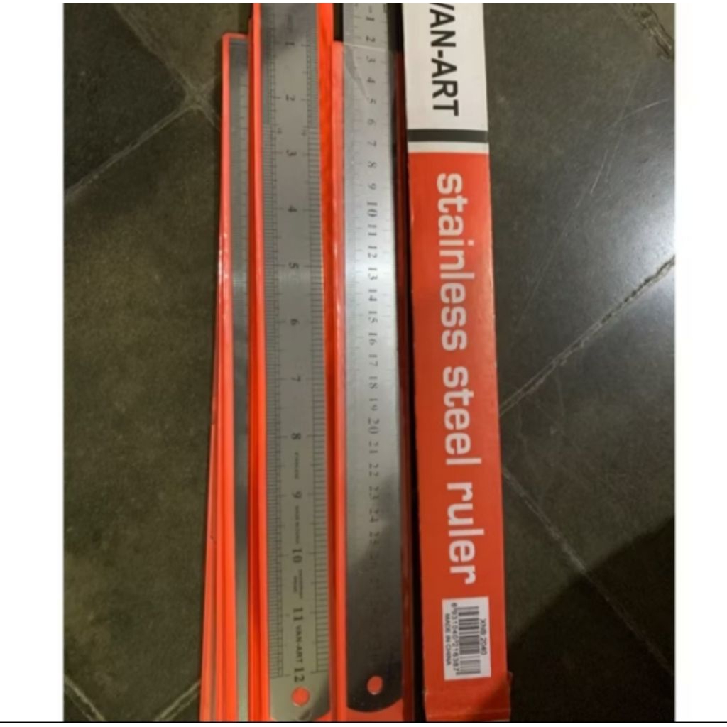 

Penggaris Besi 30cm | Stainless Steel Ruler