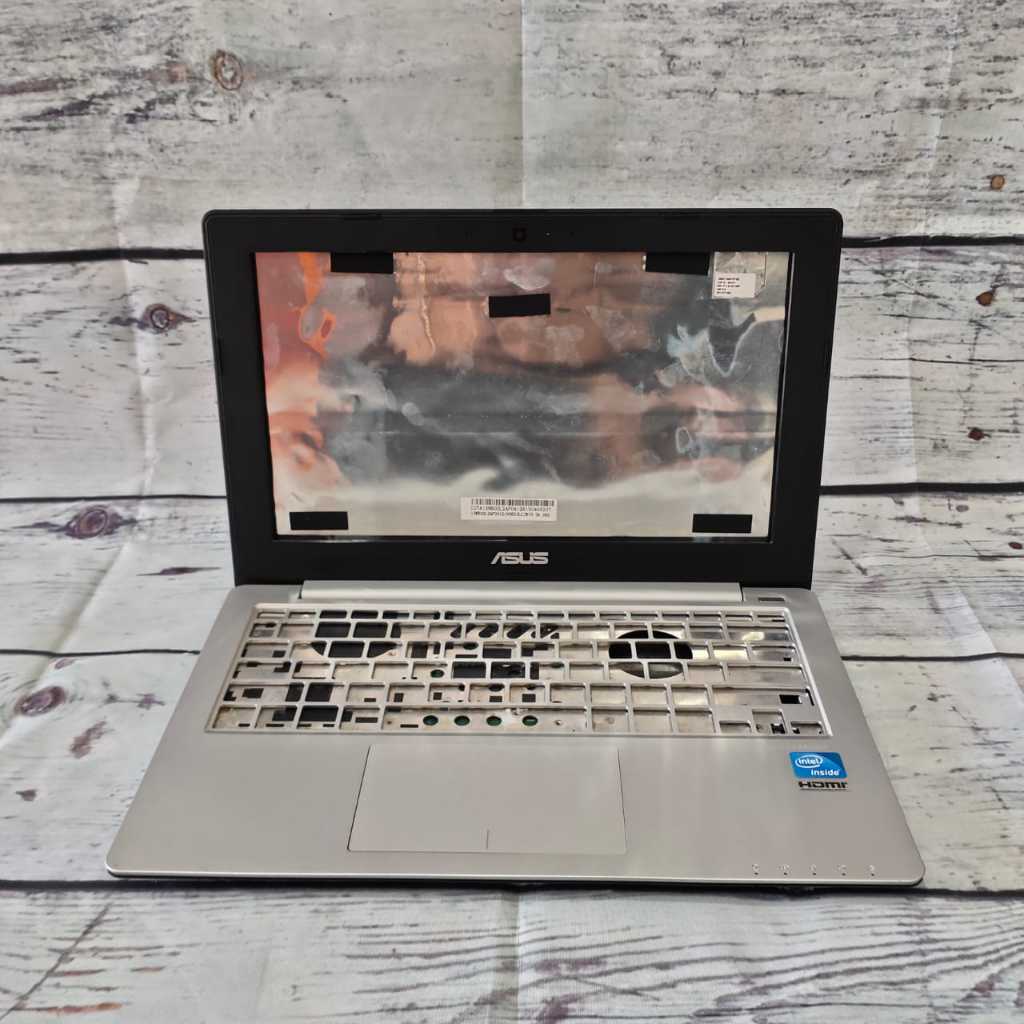 Cesing Case Cassing Casing Laptop Notebook Asus X201 X201E