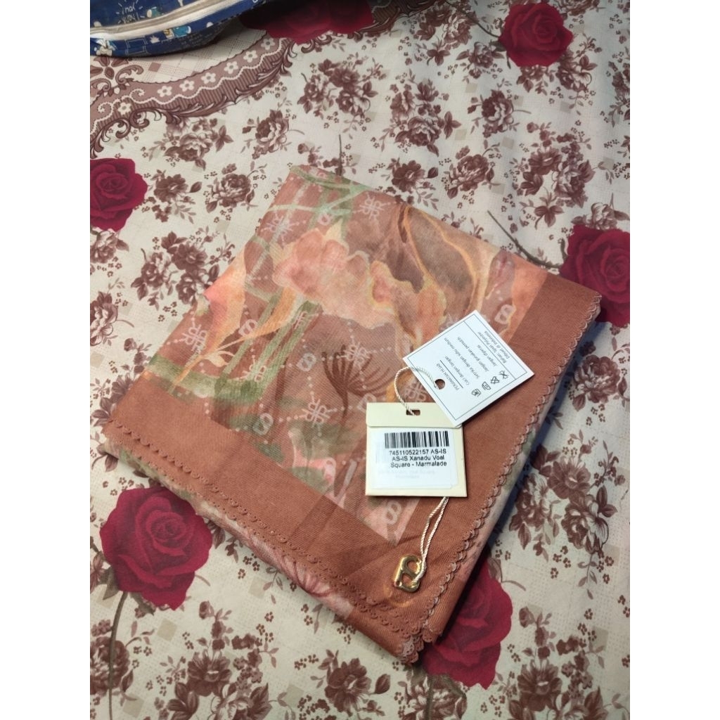 xanadu marmalade as is new buttonscarves, parfum cairo BS