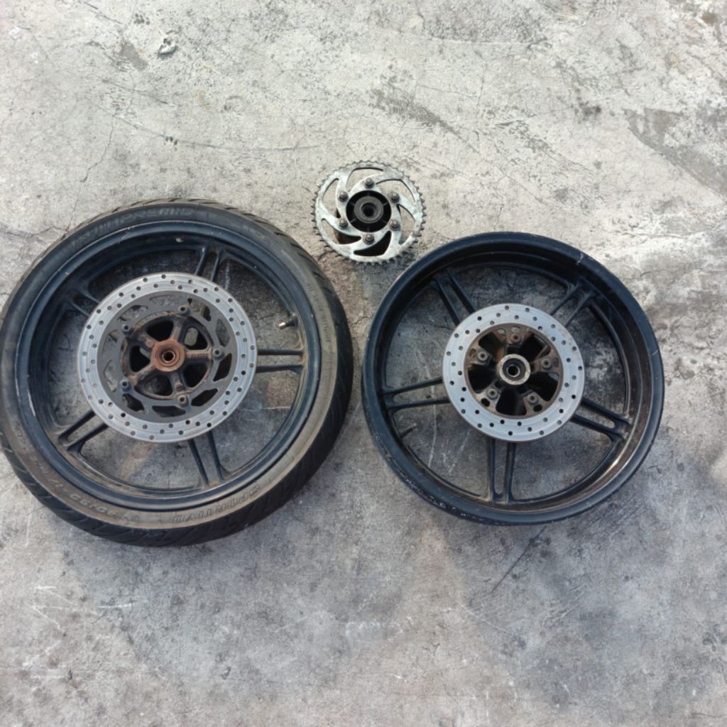 Velg YAMAHA R15V2 pnp Vixion Xabre MXKing