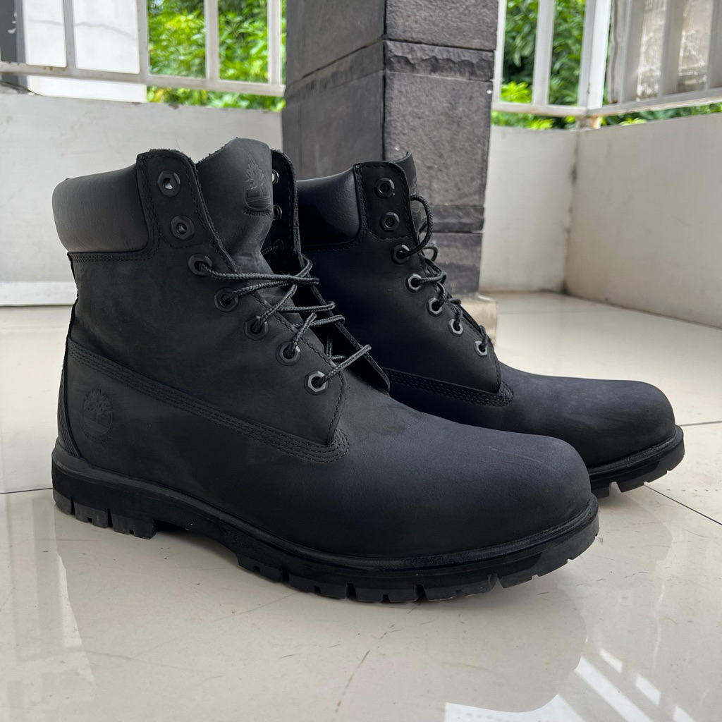 Sepatu Timberland Boots Black Nubuck size 45
