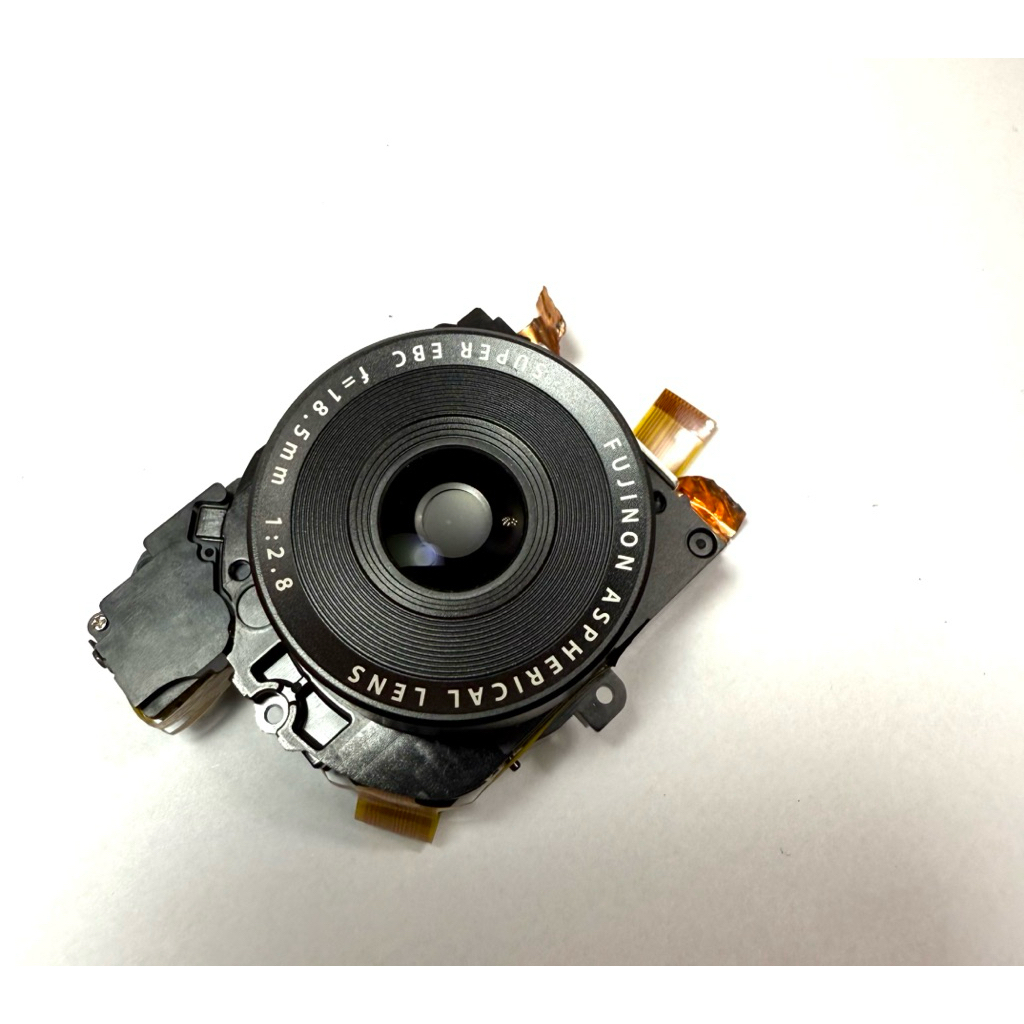 Lensa unit kamera fujifilm x70