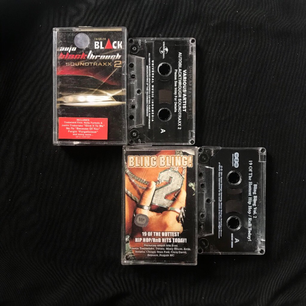 Kaset auto black through soundtraxx 2, Kaset bling bling vol 2  - 19 of the hottest hip hop/rnb toda