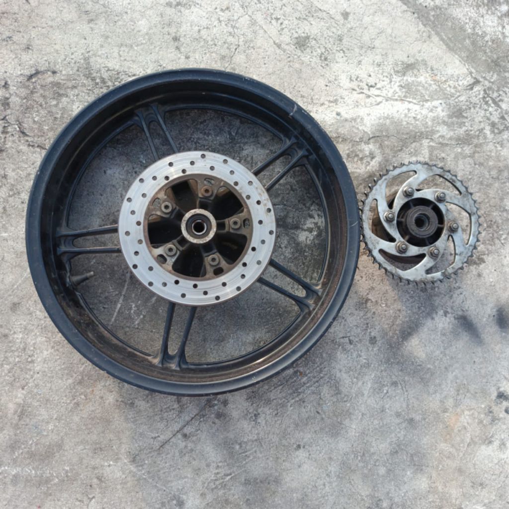 Velg Belakang YAMAHA R15V2 Original