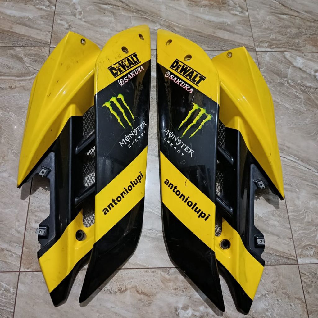 Fairing Sayap R15V2 Original Copotan