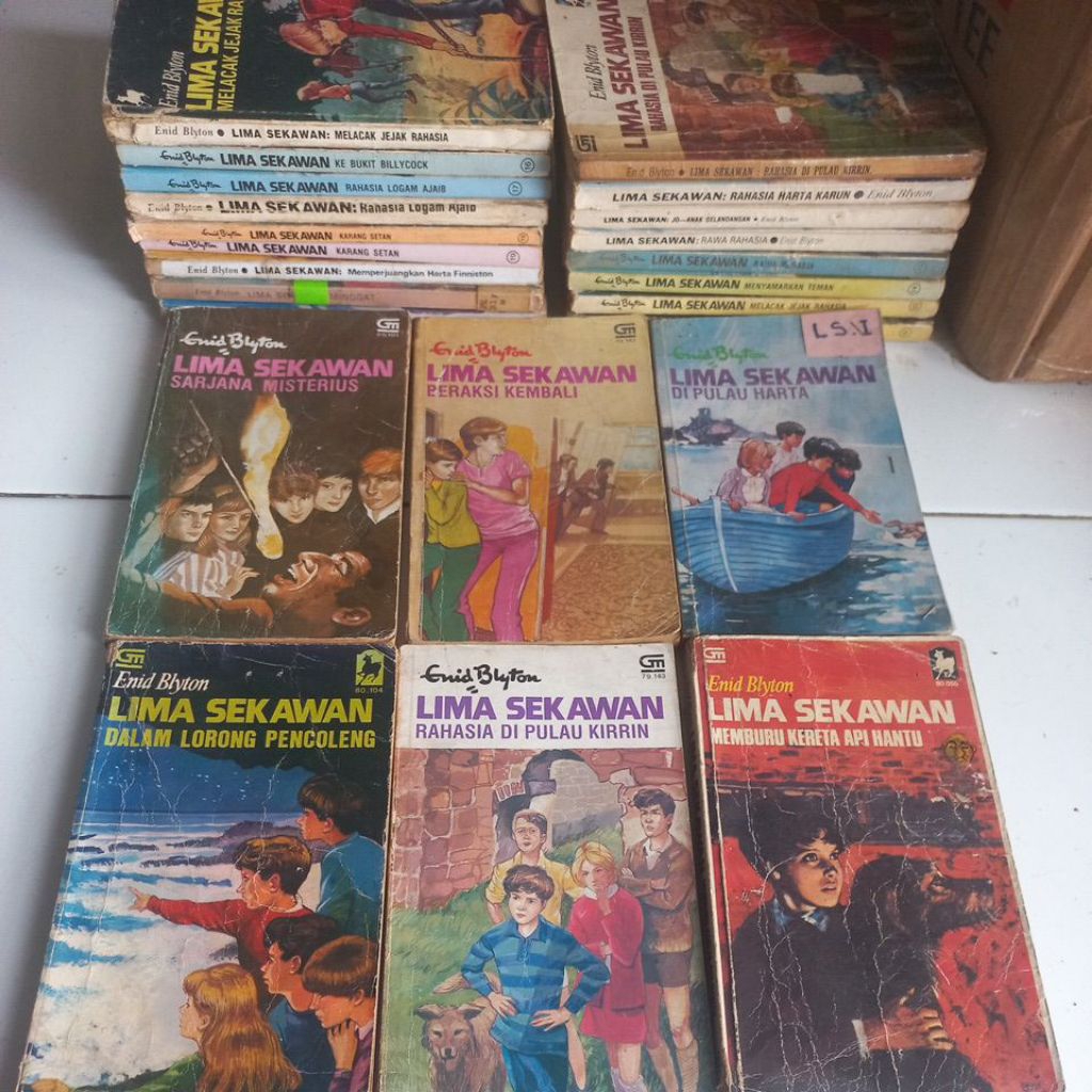 Lima Sekawan Enid Blyton preloved original, Cetakan Lama.
