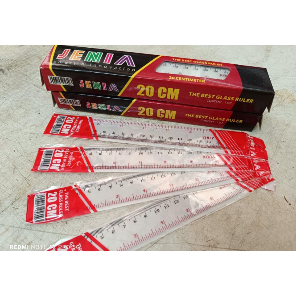 

1 pcs penggaris jenia 20 cm