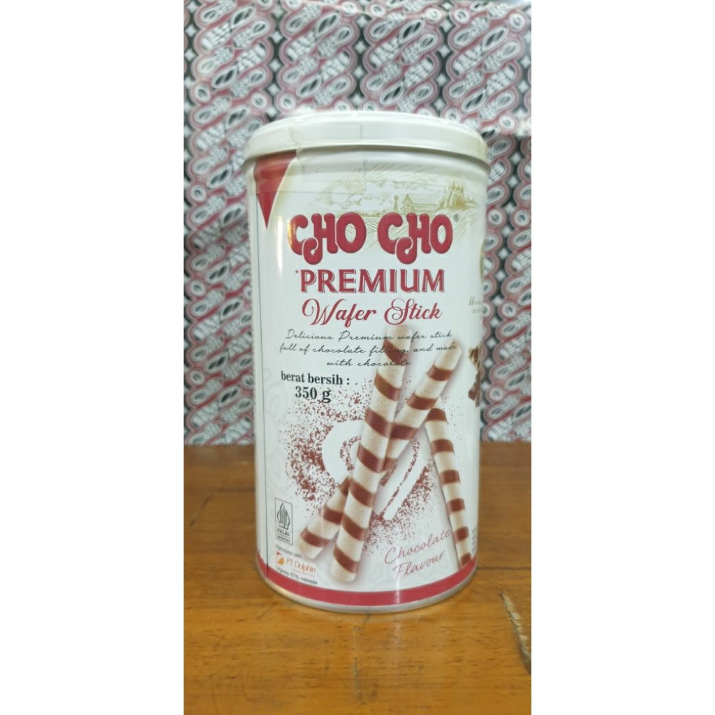 

Snack wafer stick ChoCho / Cho Cho premium kaleng