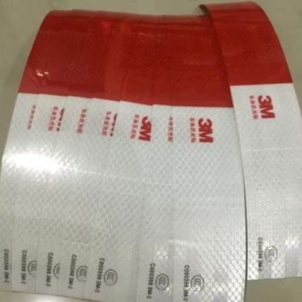 MERAH -PUTIH STIKER MOBIL 3M REFLEKTOR-Stiker mobil truk