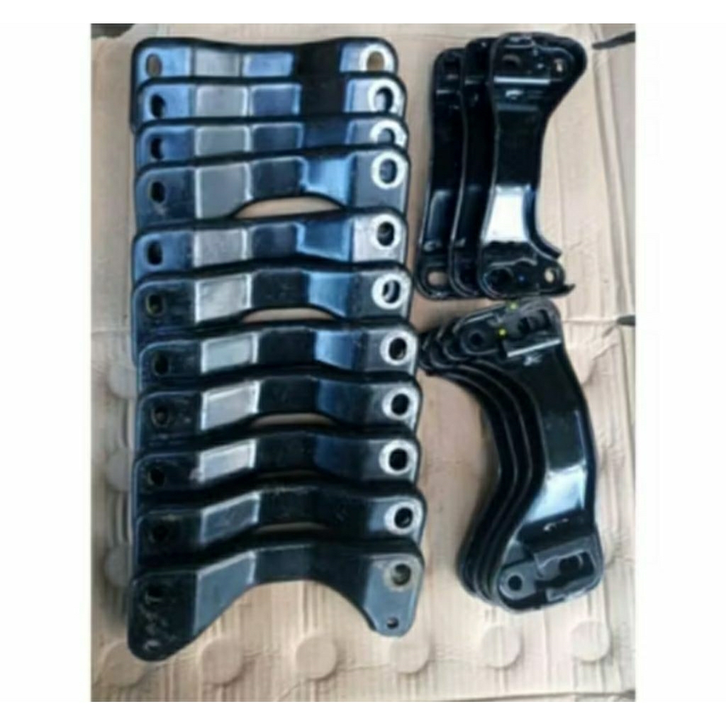 dudukan KENALPOT breket kenalpot tahanan dudukan KENALPOT motor yamaha mio sporty mio lama mio soul