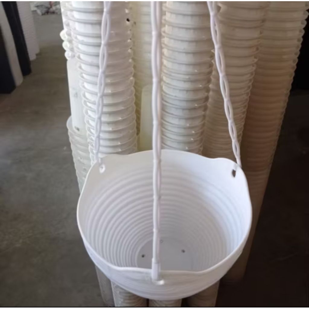 Pot kembang gantung // pot bunga gantung putih