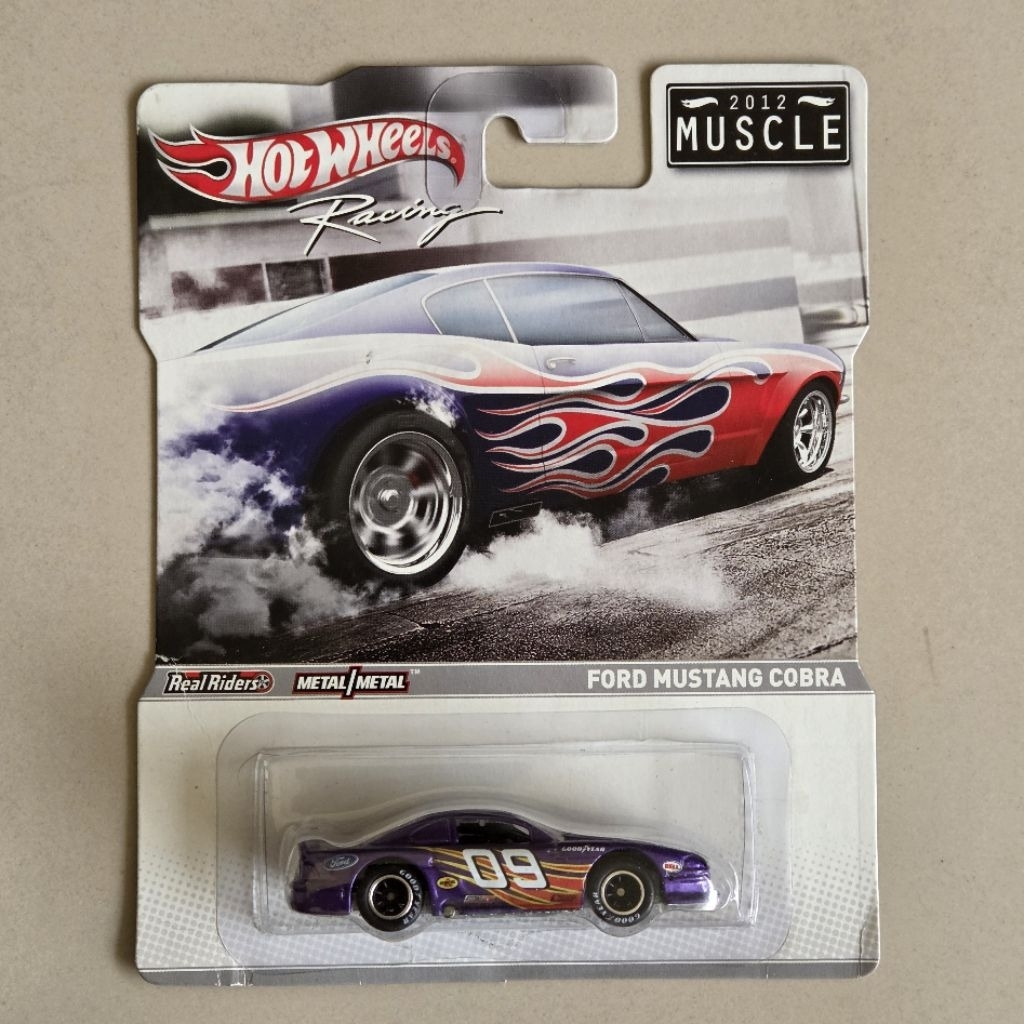 Hot Wheels Racing 2012 Muscle Ford Mustang Cobra