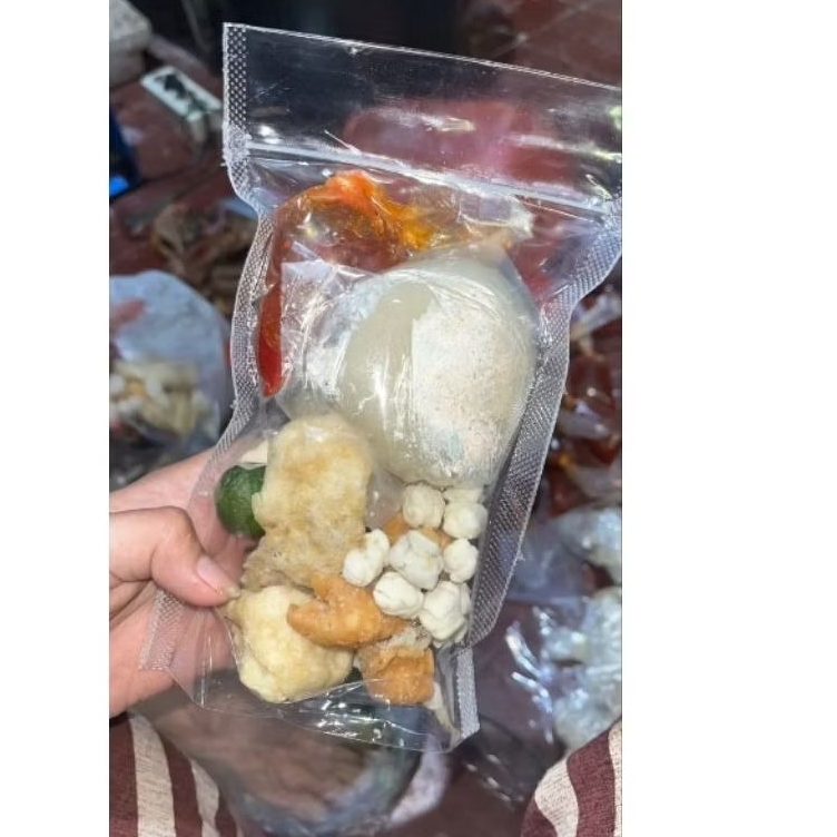 

Baso Aci Ayam Suwir