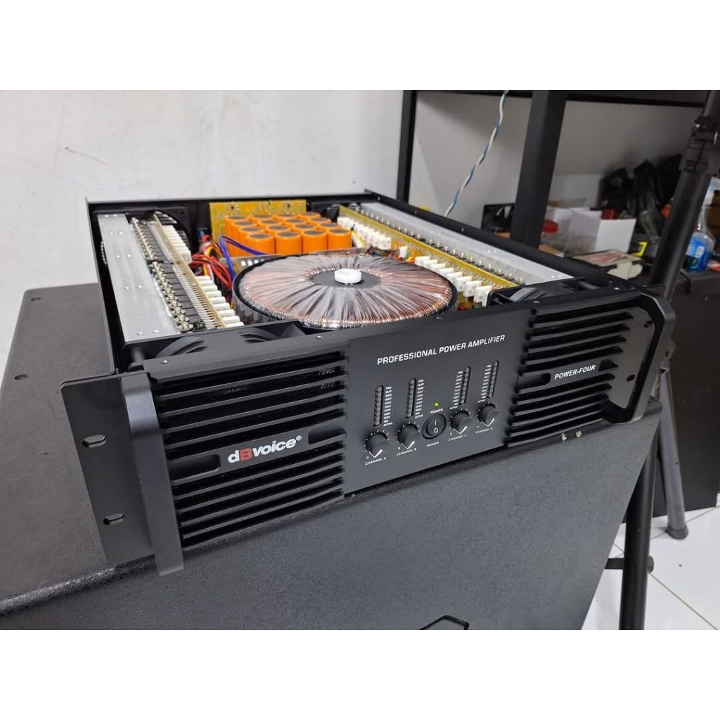 power db voice power-four 4x2000 watt class H