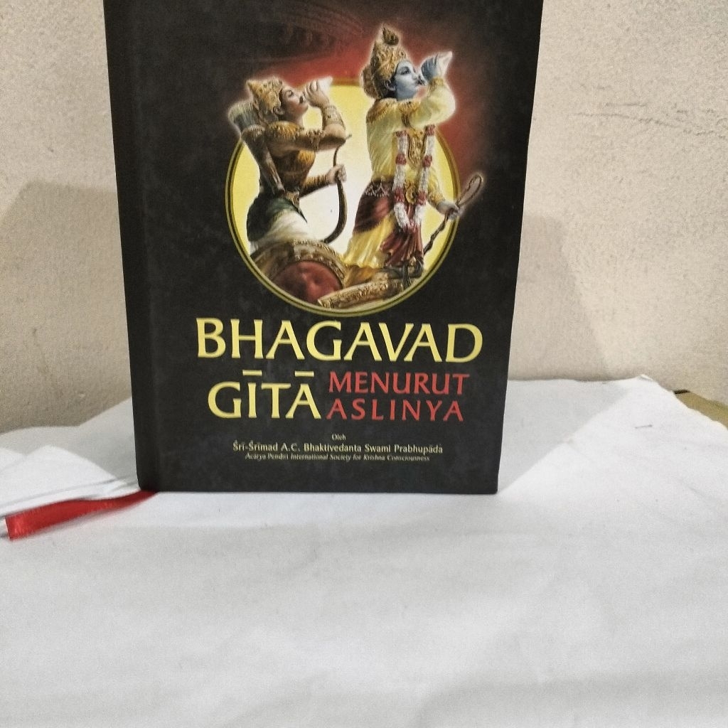 BHAGAVAD GITA MENURUT ASLINYA KECIL HARDCOVER