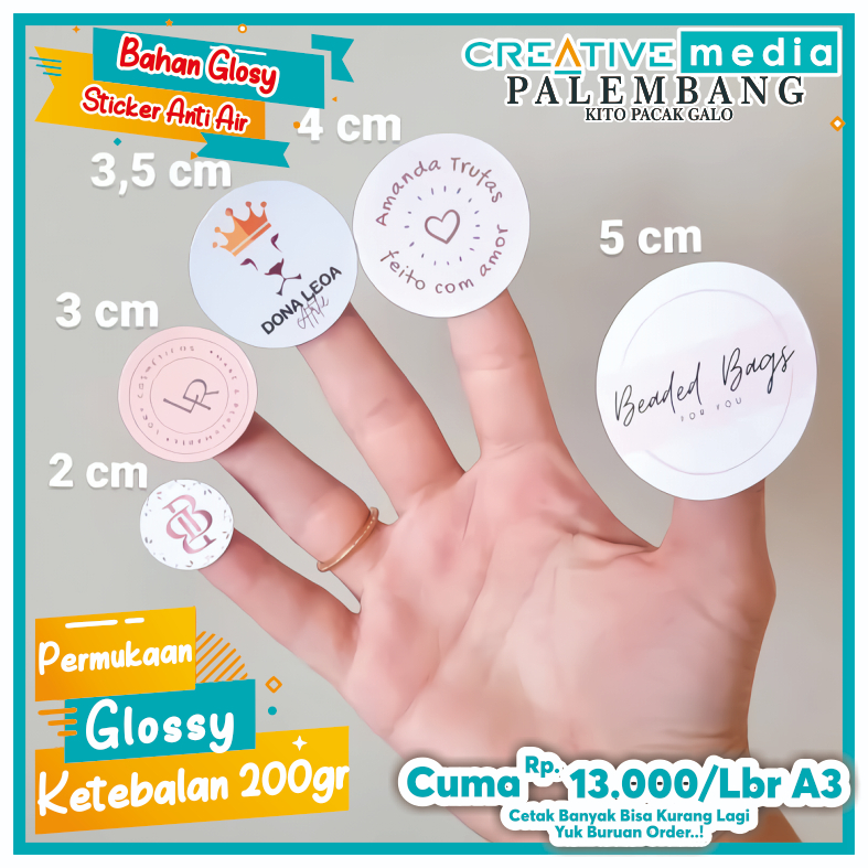 

Creative Media Palmbang Kito Pacak Galo Bahan Glosy Stiker Anti Air Permukatan 200gr Sticker Custom (Cetak + Cut). Model Bulat, Persegi & Sesuai Pola (Custom) STIKER LABEL MAKANAN MINUMAN OLSHOP MURAH SUDAH DI CUTTING