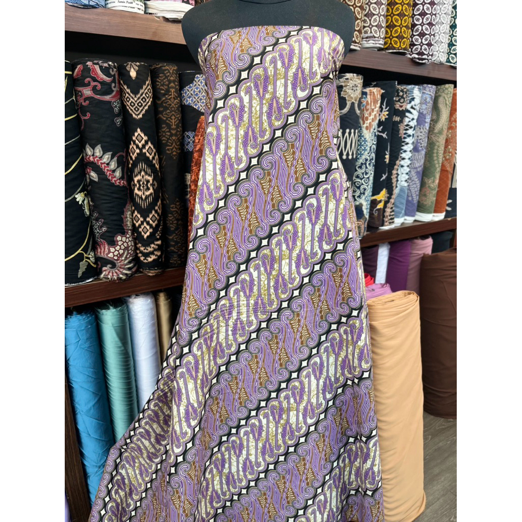 KAIN BATIK HALUS/BATIK PREMIUM/BATIK JOGJA/DIJUAL PERMETER.