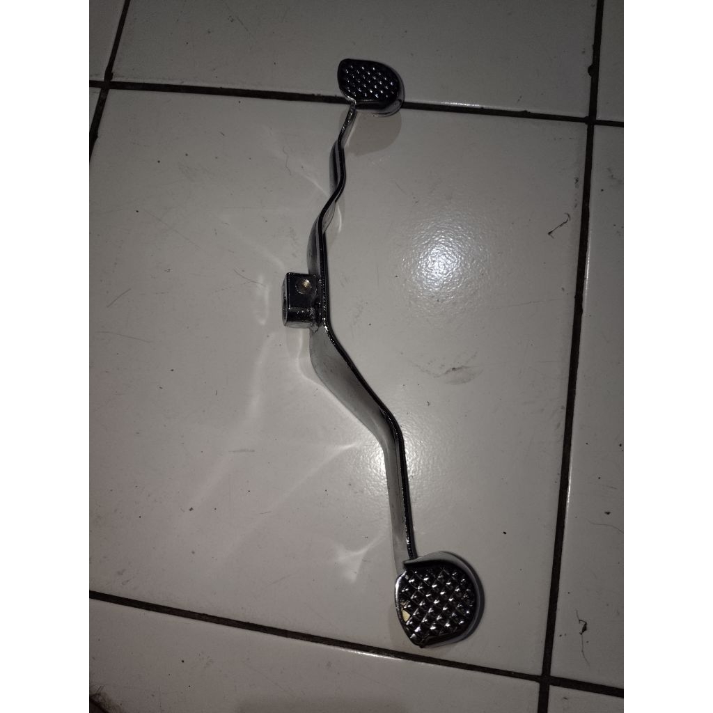 pedal operan gigi persenelang operan gigi yamha vega zr /vega zr new 5d9