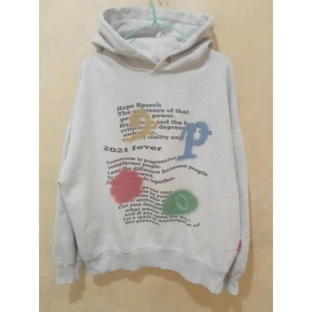 Hoodie FEVERTIME second putih misty