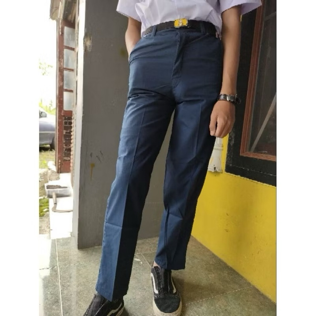 Celana Sekolah SMP Pria Panjang Bahan Twis Premium – Warna Biru SMP Coklat Pramuka Hitam Abu SMA Sli