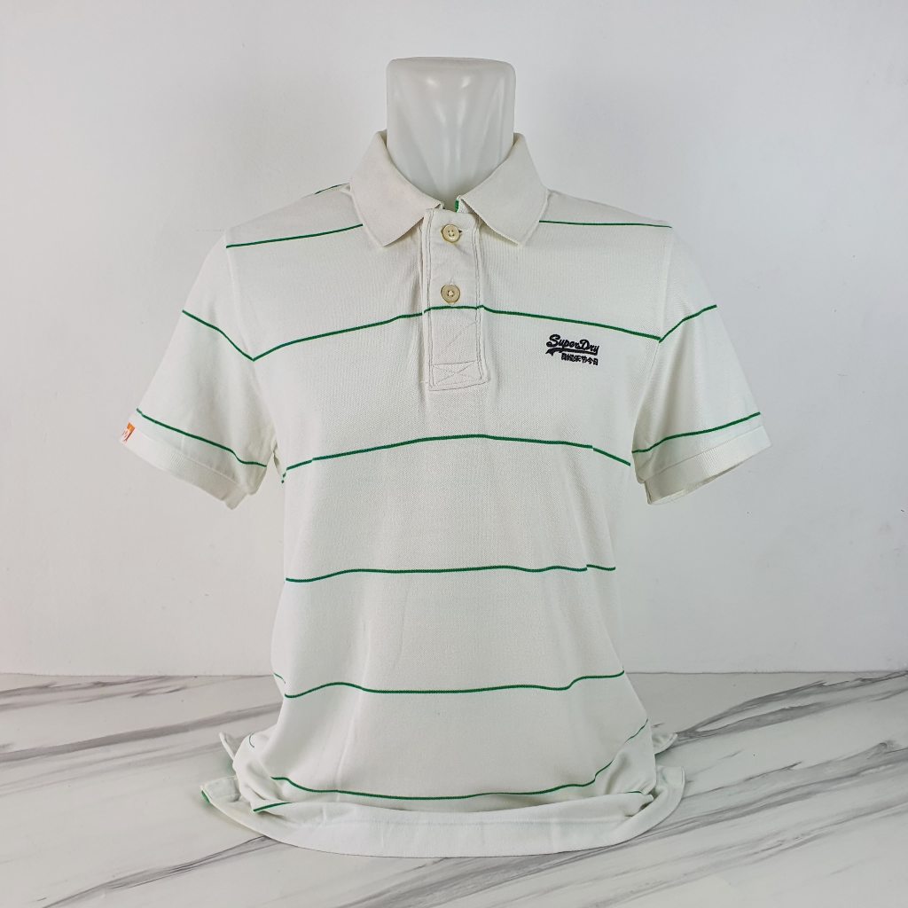 Baju Kaos Polo SUPERDRY - Size M sd L - Lebar Dada 52 cm - Original 100% - Scd