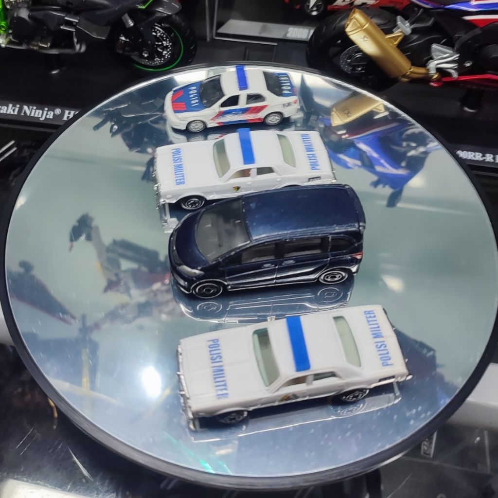 paket 4pcs Miniatur Diecast Tomica Honda Freed Mobil Custom Polisi Militer dan Polisi PJR