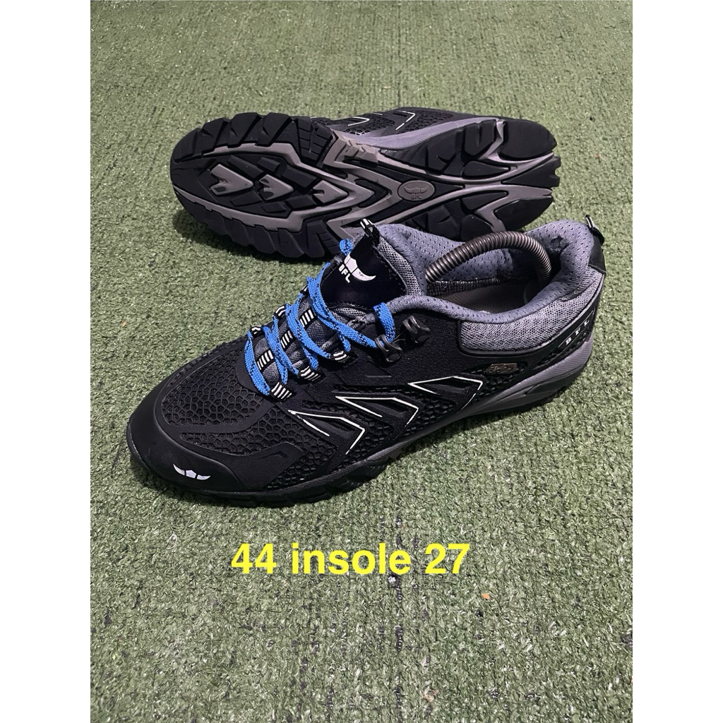 sepatu outdoor s44 bfl