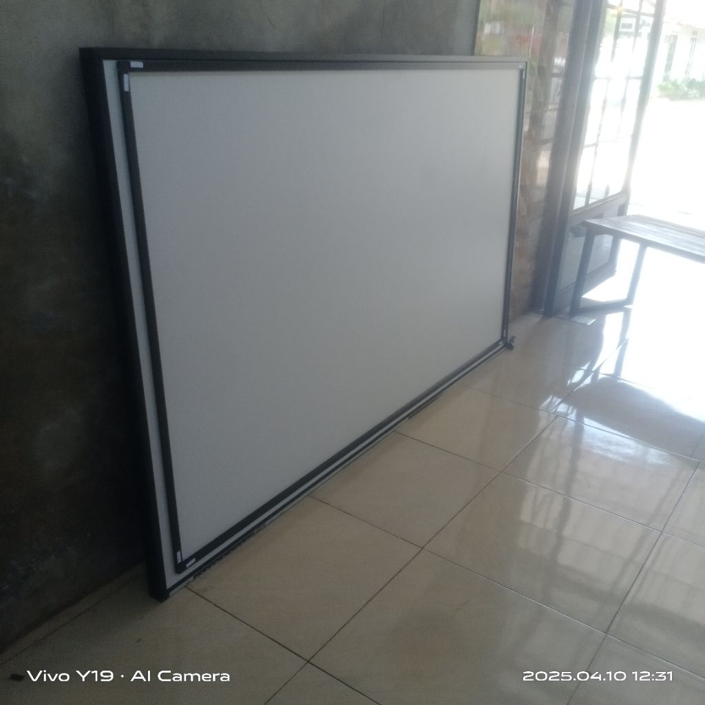 

papan tulis digital 82 inch bisa manual pakai spidol dan bisa sentuh touchscreen interaktif