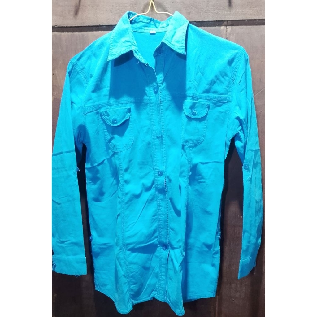 PRELOVED Kemeja Kartun Biru Terang