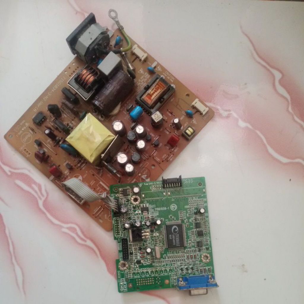 mesin monitor Acer AL 1516 normal