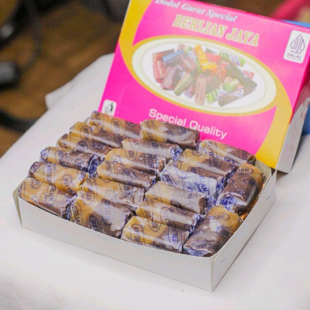 

2BOX Dodol Garut 1kg manis-enak