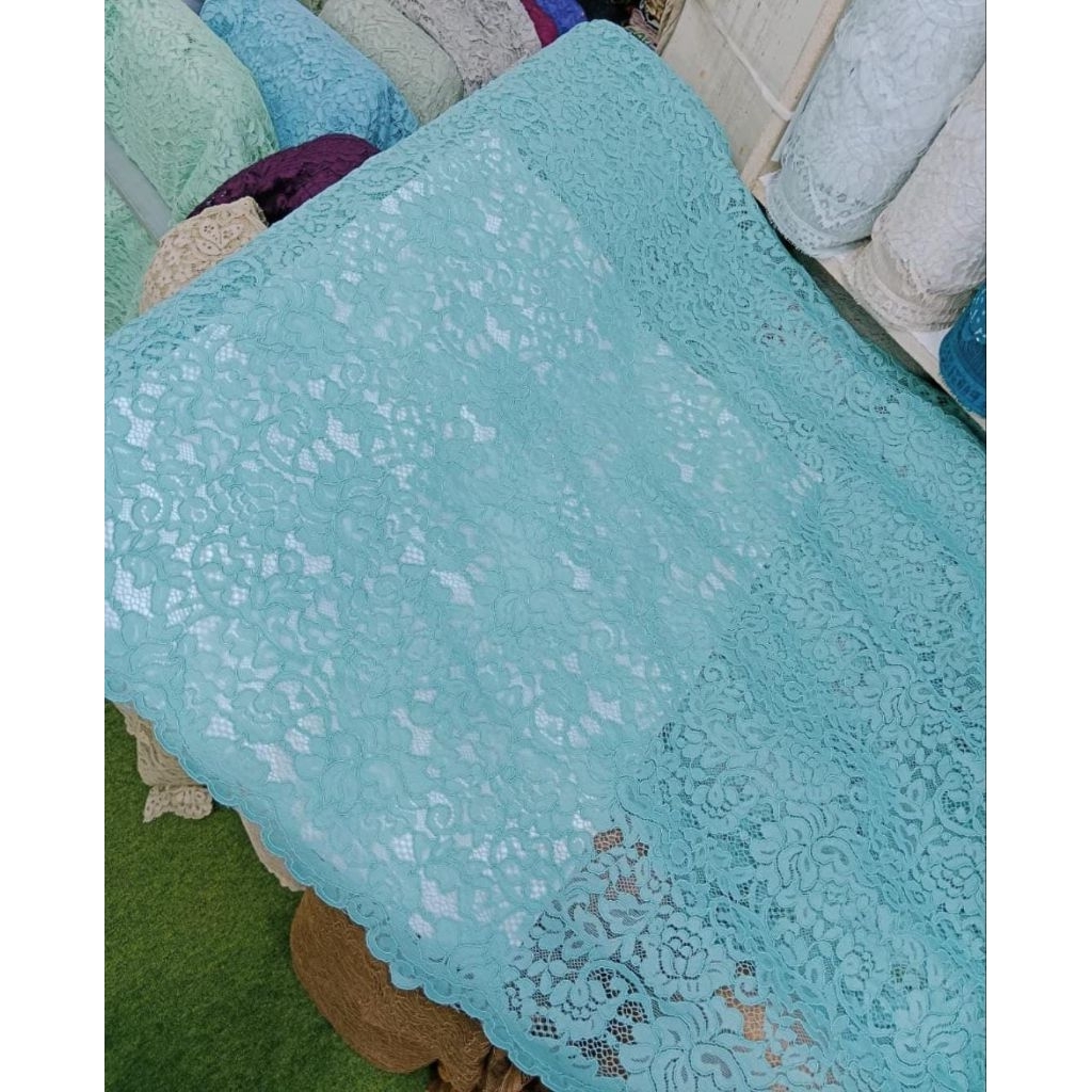 Brokat Cordnelly Lembut, Bahan Kebaya Katun , Rekomendasi Brokat Pesta