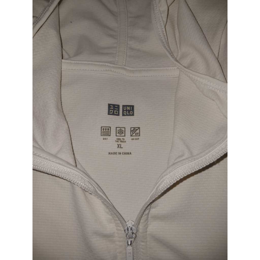 Jaket Wanita Olahraga (Uniqlo)