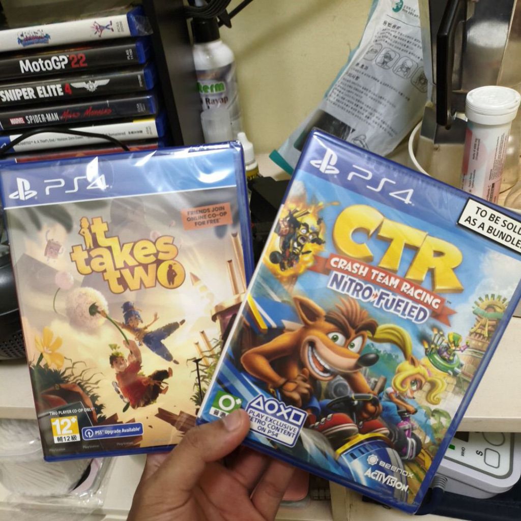 Bd Kaset PS4 PS5 CTR Crash Team Racing Nitro Fueled it Takes Two Reg 3 New Segel