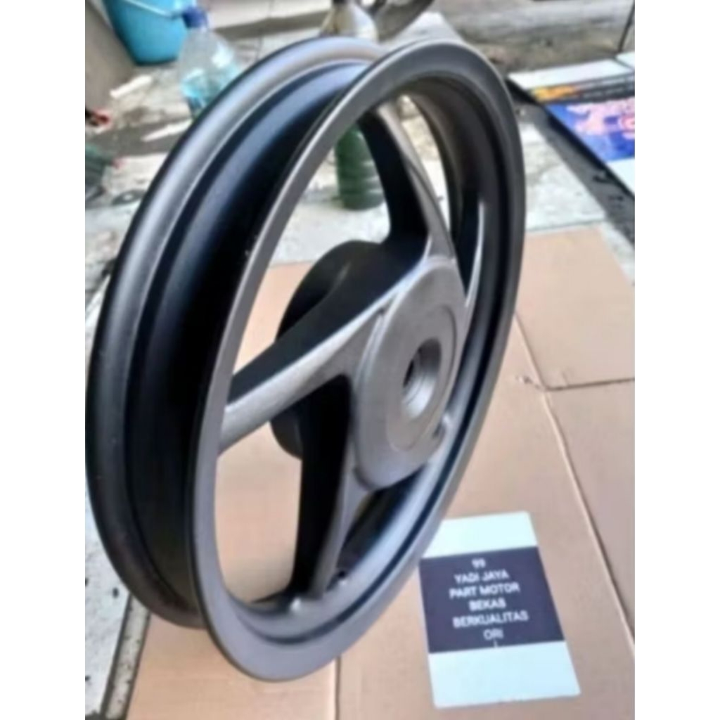 Velg pelek roda belakang motor honda beat 2014-2015-2016/Scoopy original copotan