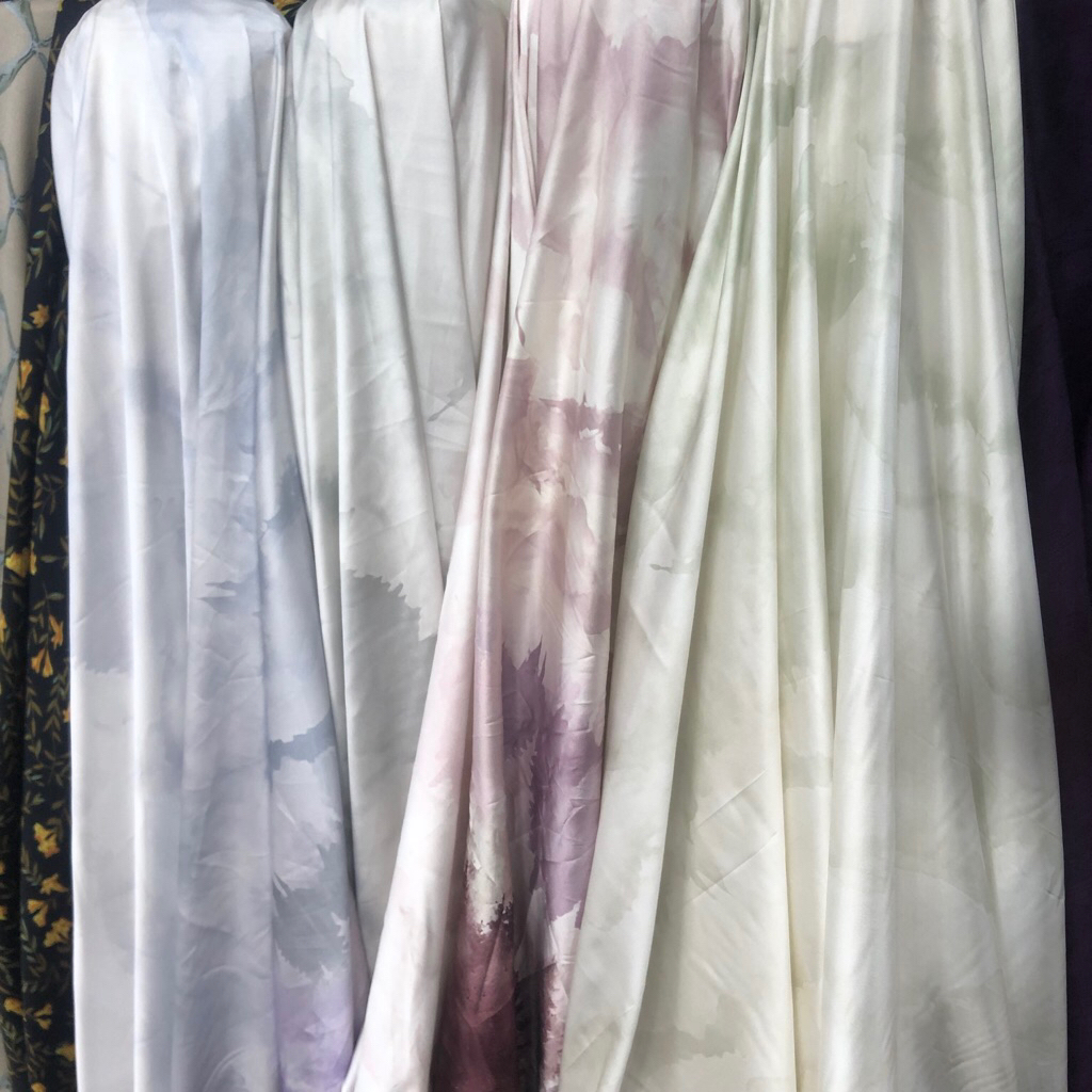 kain armany silk motif pinggir - kain armany silk motif impor - kain armany silk motif premium elg