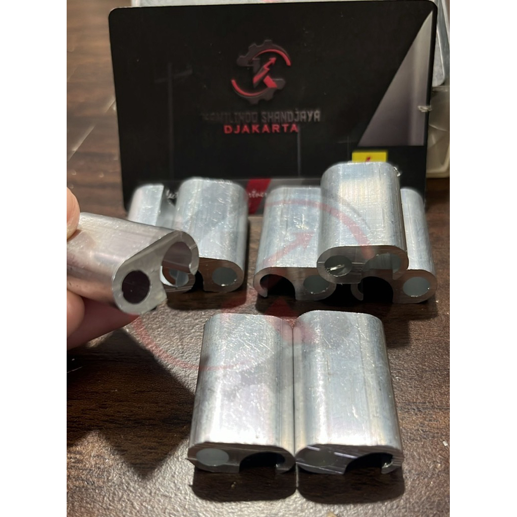 CCO 10-16 (Commpression Connector)