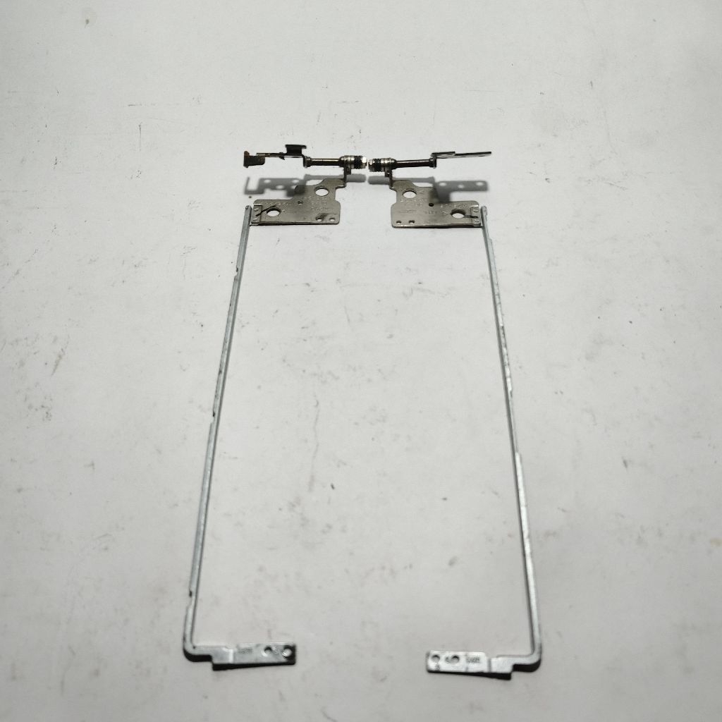 Hinge Engsel LaptopLenovo Ideapad IP 320 330 14 330 14IGM