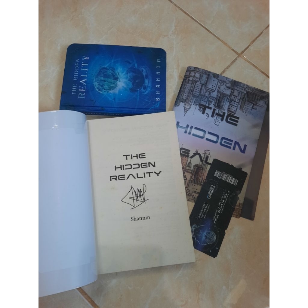 [Preloved Novel Original] The Hidden Reality