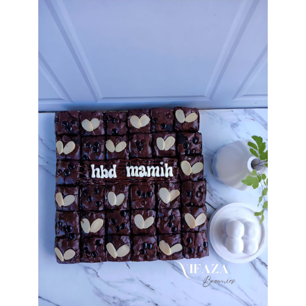 

Tambah tulisan brownies (Fondant)