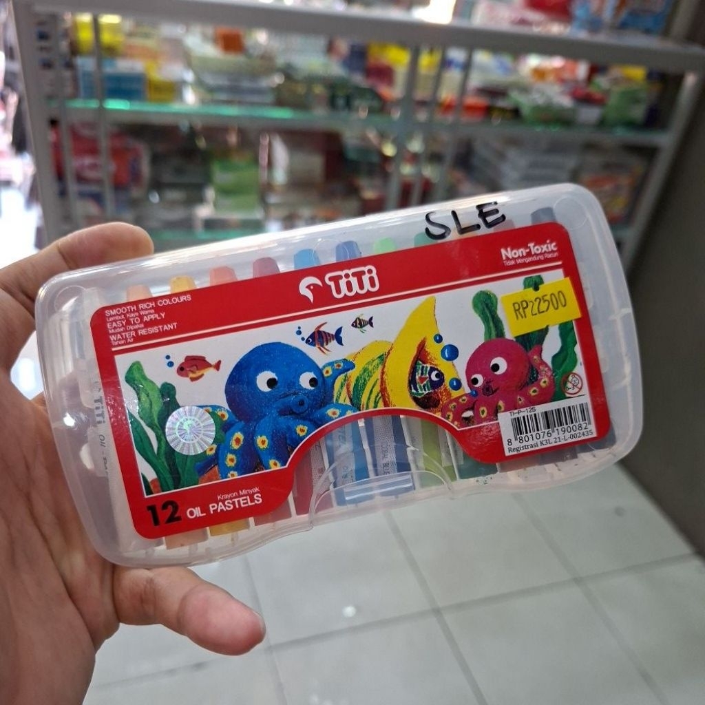 

Crayon // Krayon // Krayon Minyak // TITI 12 Warna