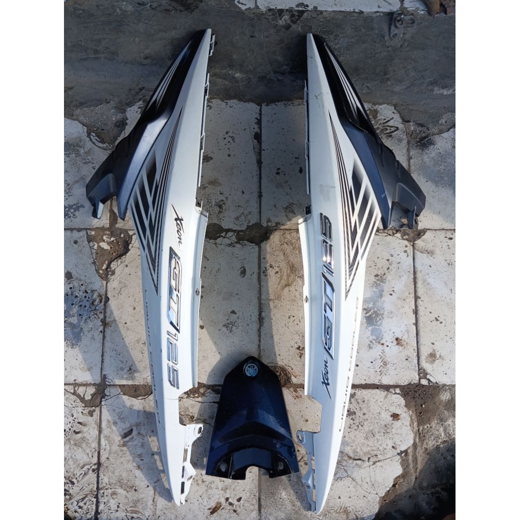Cover Body Belakang Yamaha Xeon Gt 125/Xeon Rc Original Copotan