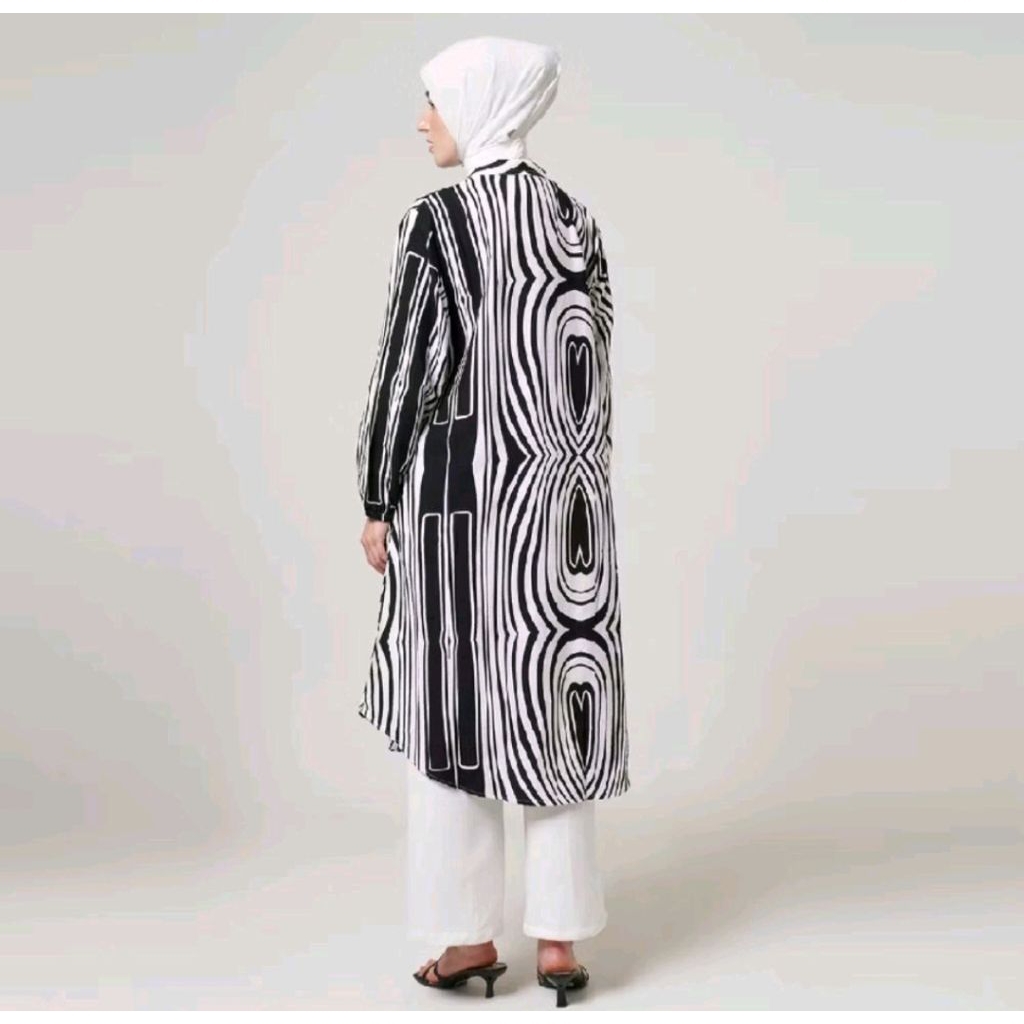 dhoby ghout -helluva tunic